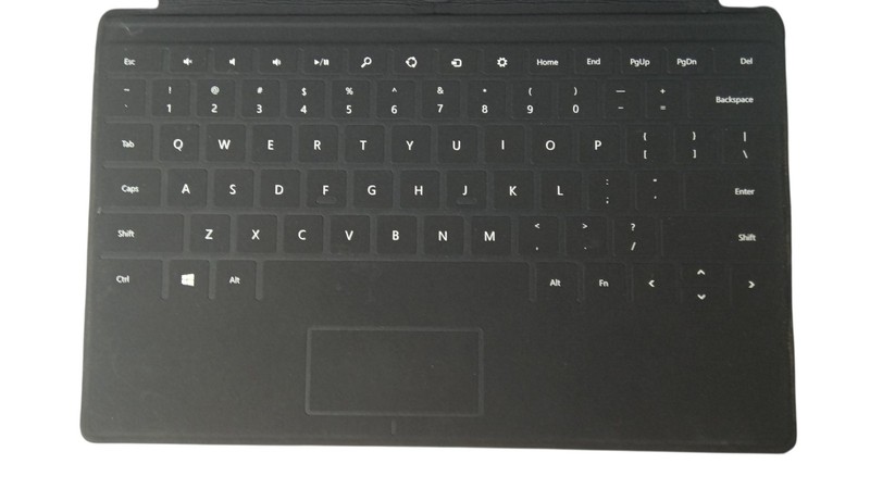 Microsoft Surface 1516 10.6" Nvidia Tegra 3 1.30GHz 2GB RAM 32GB SSD Win RT 8.1 gallery