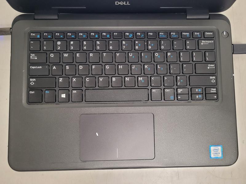 Dell latitude 3300 bios lock 13.2" i5-8250u 1.60ghz 4gb ram no ssd*parts HW2LGW2 gallery