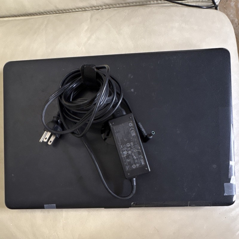 HP Intel Core i5 7th Gen. 15.6" Black Laptop 1TB HDD HD Display Windows 10 gallery