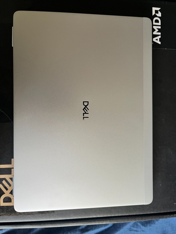 Dell Pro 13 Plus PB13255 13.3" Copilot+ PC Notebook - AMD Ryzen 7 PRO 250 - 16 G gallery