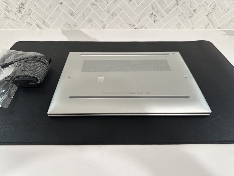 HP EliteBook 840 G10 14" Touch i7-1370P 14-Core 32GB DDR5 RAM 512GB SSD gallery