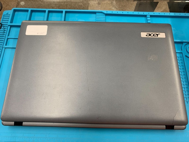 Acer Aspire AS5733Z-4851 15.6in. (500GB, Intel Pentium Dual Core, 2GHz, 4GB)... gallery