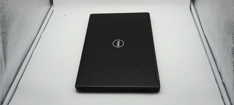 7303LATITUDE 5580 w/charger.i5 7th gen(4 cores).8GB.128GB SSD .15.6".W11 Pro gallery