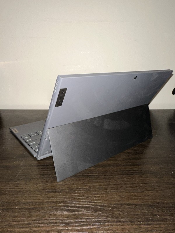 Lenovo IdeaPad Duet 3i 10.3'' (64GB eMMC Intel Celeron N4020 1.1GHz 4GB RAM)... gallery