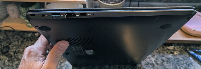 15.6” Gateway gwtn156-1bk 15.6 Intel Core i5-1035G1 16GB RAM 256GB SSD Touchpad gallery