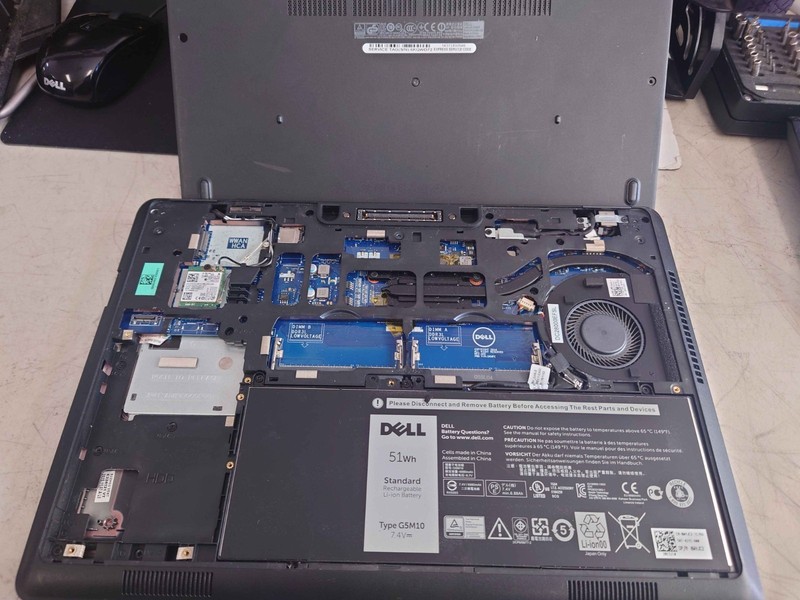 Dell Latitude E5450 ( Intel Core I7 5th Gen ) - FOR PARTS AS IS gallery