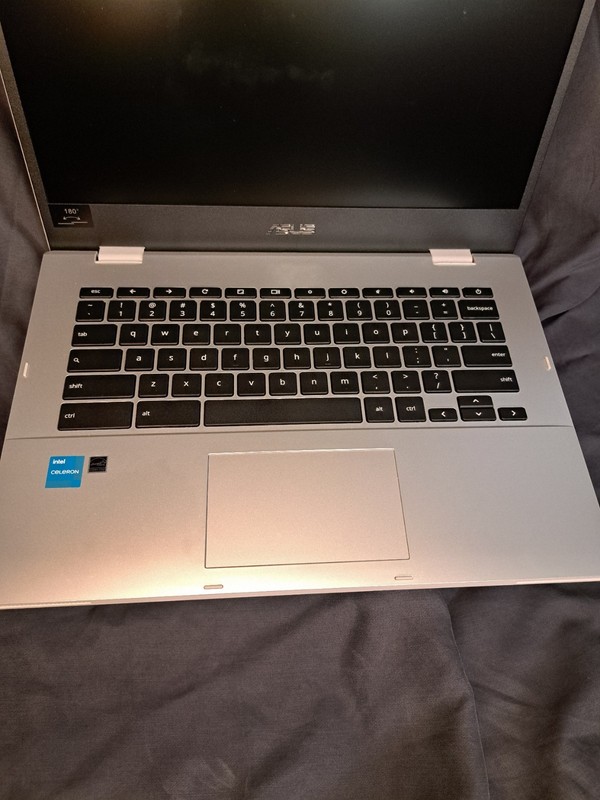ASUS 14in Chromebook laptop CX1400CKA-DB84F Intel Celeron 8GB ram 64GB SSD boxed gallery