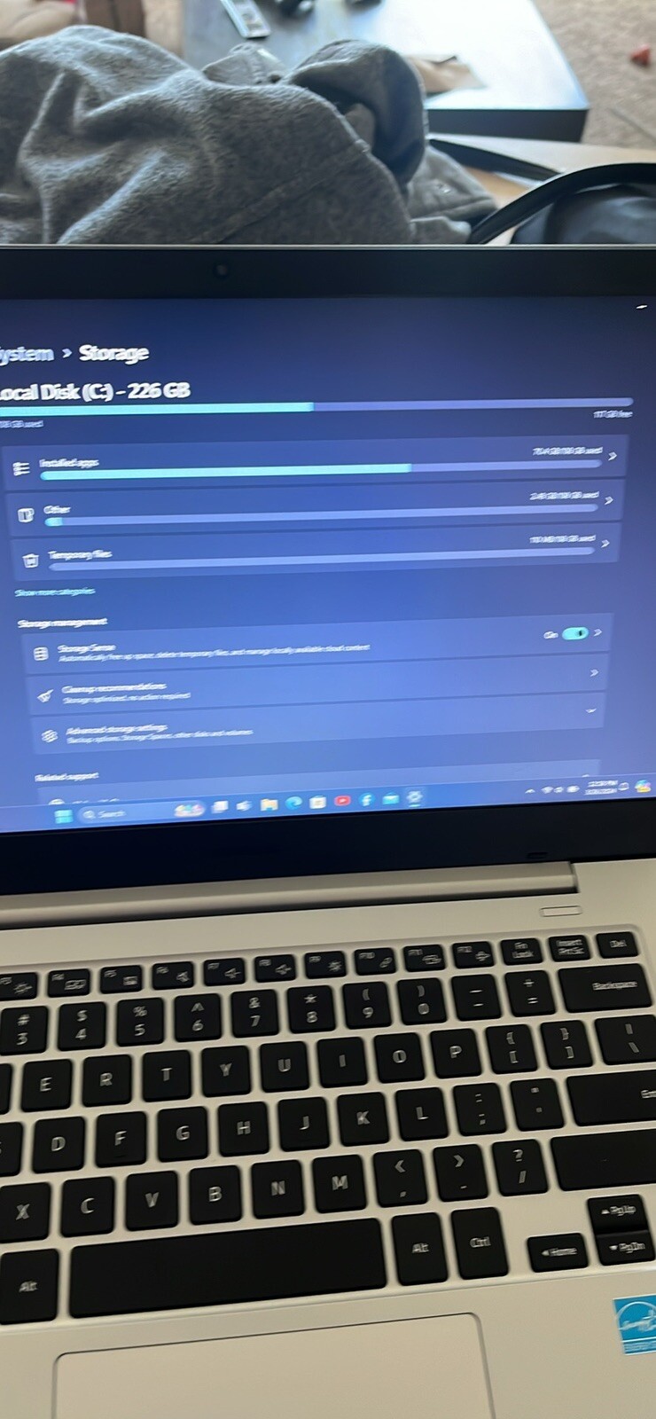 Samsung Galaxy Book GO 14" - WiFi + 5G - Verizon - NP545XLAKV gallery
