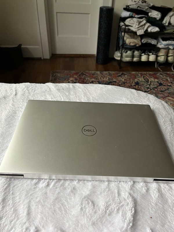 Dell XPS 9310 Laptop 13.4" gallery