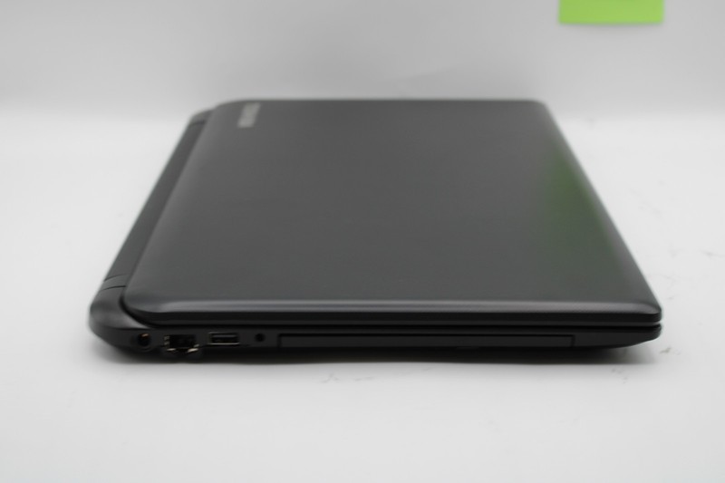 Toshiba Satellite C55‑B5302 Celeron N @ 2.16 GHz 4GB RAM 120GB SSD No OS *PARTS gallery
