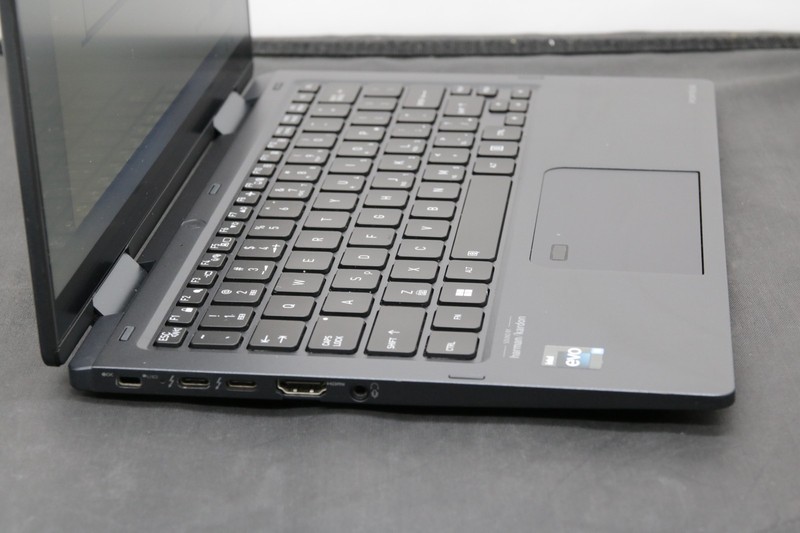 Dynabook Portégé X30W-K - i5-1340P - 32GB, 256GB, Win 11, Touchscreen +Adapter gallery