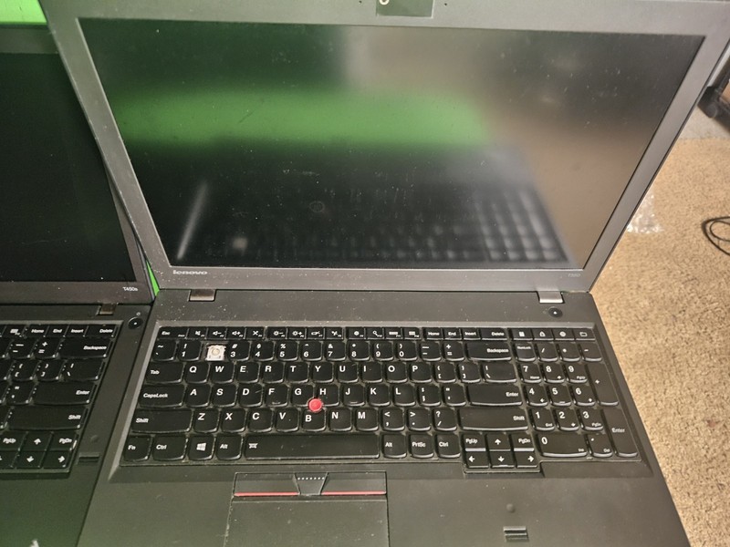 Lot of 34 Lenovo Thinkpad T440 T440P T450S AND OTHERS WITH BATTERYS gallery