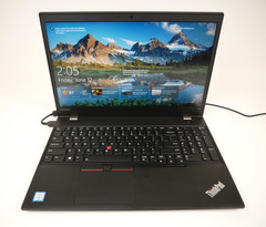 Lenovo ThinkPad P51s Intel i7-6500U @2.5GHz 8GB 256GB Quadro M520 15″ Laptop #L2