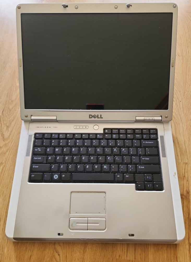 Dell Inspiron 1501 Laptop And Bag
