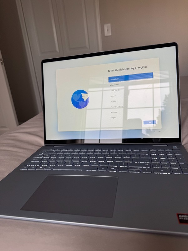 New Dell Plus 16" 2K Touch Laptop AMD Ryzen AI 7 350 - 32GB RAM 1TB SSD Ice Blue gallery