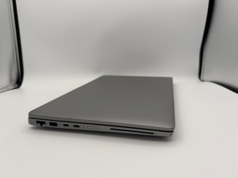 Dell Precision 3480 Intel Core i5-1350P 14" FHD 16GB DDR5 RAM 512GB SSD m.2 2023 gallery
