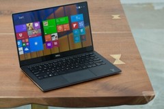 DELL XPS 13 i7 9343, 8gb ram, charge cable,Touch Screen, NO SSD, for parts