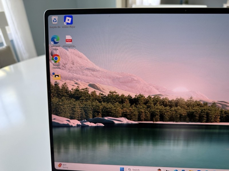 Samsung Galaxy Book4 Edge Laptop - 16" gallery