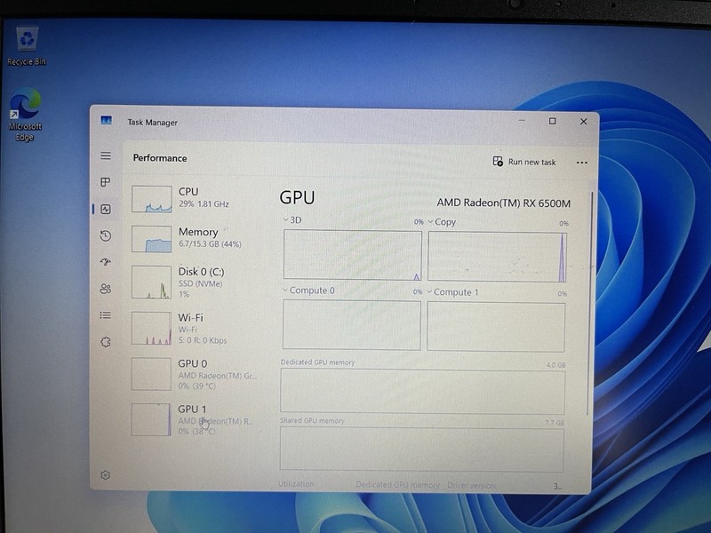 HP Victus 16” Gaming Laptop Ryzen 5 5600H/ RX 6500M/16GB/ 512gb/ Windows 11 READ gallery