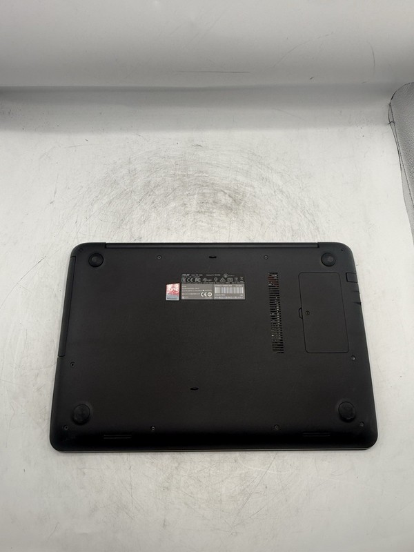 ASUS X556UR-FB72 15.6” Intel i7-6500U 2.50GHz 8GB RAM 930MX READ gallery