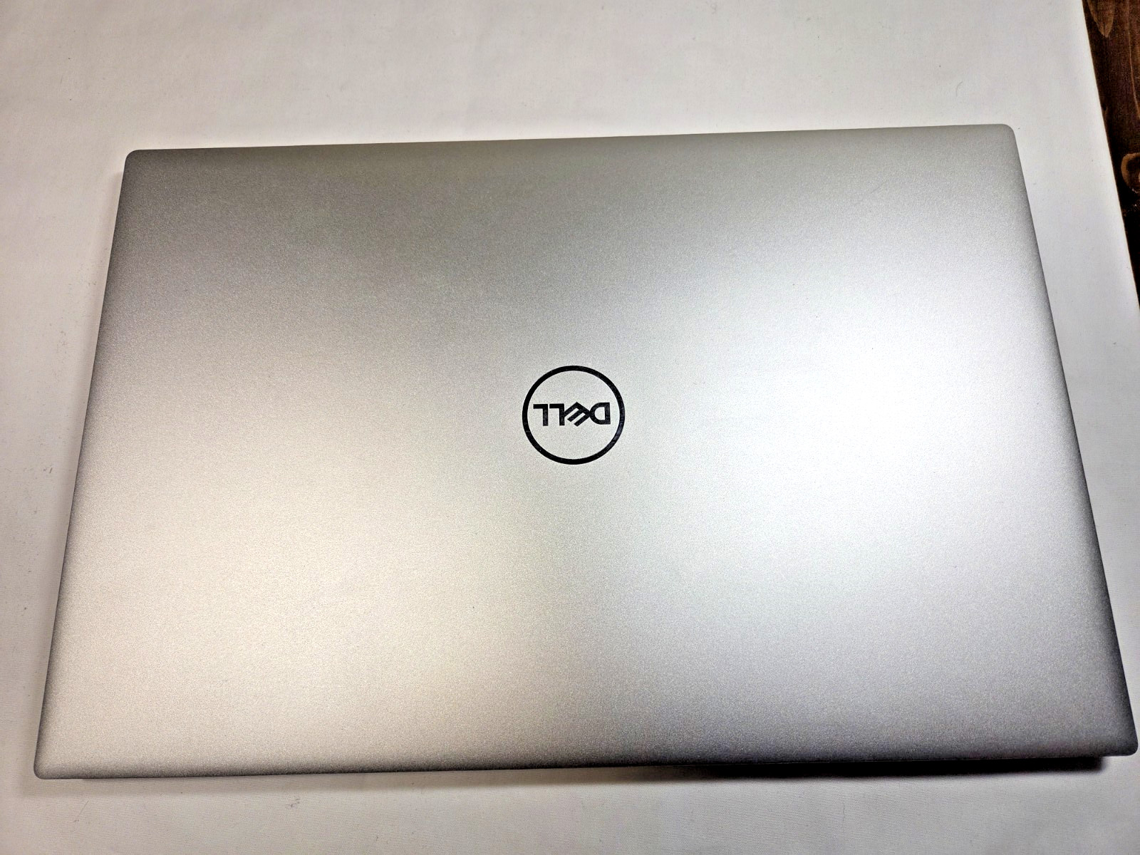 Gaming Laptop Dell XPS 15 9520 15.6" i7-12700H 24GB RAM 512G & 256GB RTX 3050Ti gallery