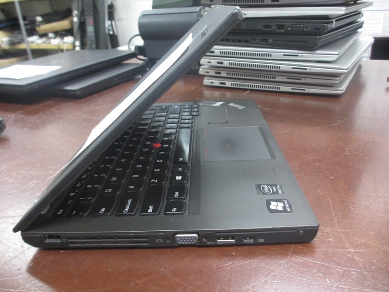 Lenovo ThinkPad X240 12.5" 2.10Ghz i7-4600U 8GB 320GB WebCam Laptop [NO OS/AC@@ gallery