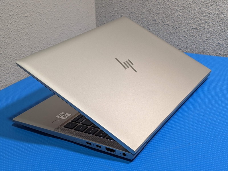 HP EliteBook 840 G7 14"FHD Core i7-10610U vPRO 1.8GHz 8GB 256GB SSD W11P +PowrAd gallery
