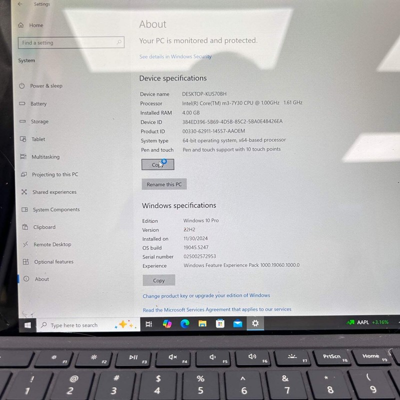 Broken Microsoft Surface 5 Pro 1796 12.3" m3-7Y30 4GB RAM 128GB SSD Cracked Scre gallery