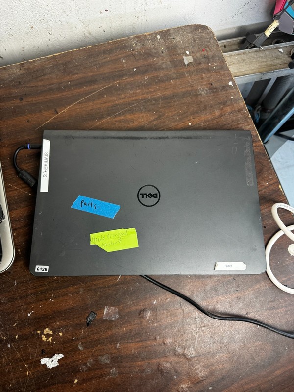 Dell Latitude 3550 Laptop For Parts/Repair # 6426 gallery