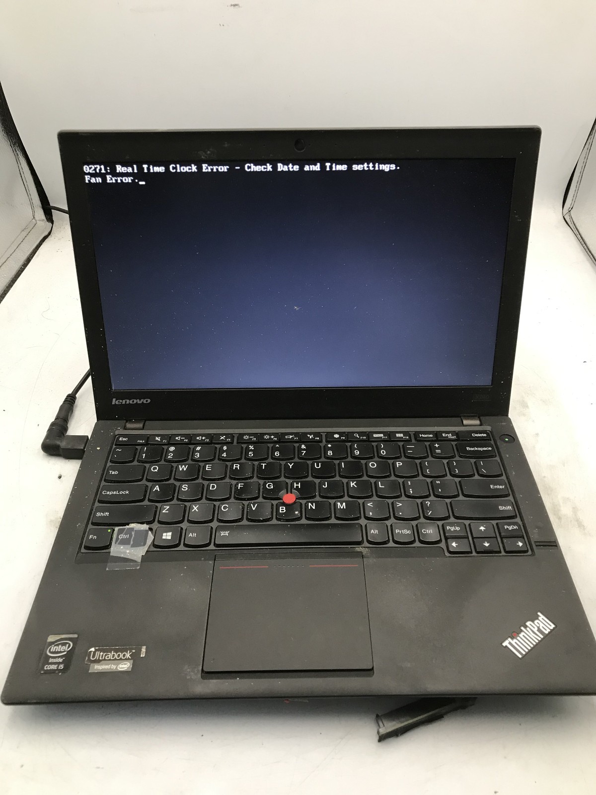 LENOVO THINKPAD X240 - FOR PARTS/FAN ERROR - INTEL I5 4300U - NO RAM - READ - BB gallery