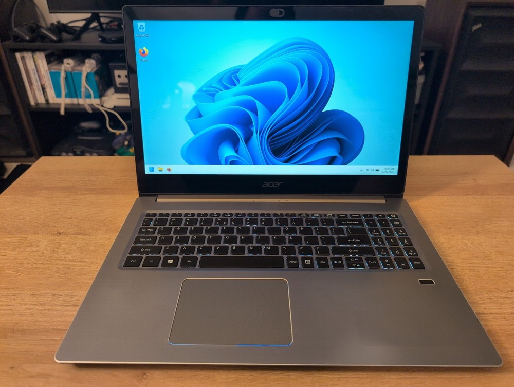 Acer Swift 15.6" Laptop i5-8250U - 8GB RAM - 256GB SSD - MX150 GPU - Windows 11
