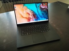 Dell Precision 5540 | Xeon E-2276M 6core | 16GB | 256GB | T1000 | 4K UHD Touch