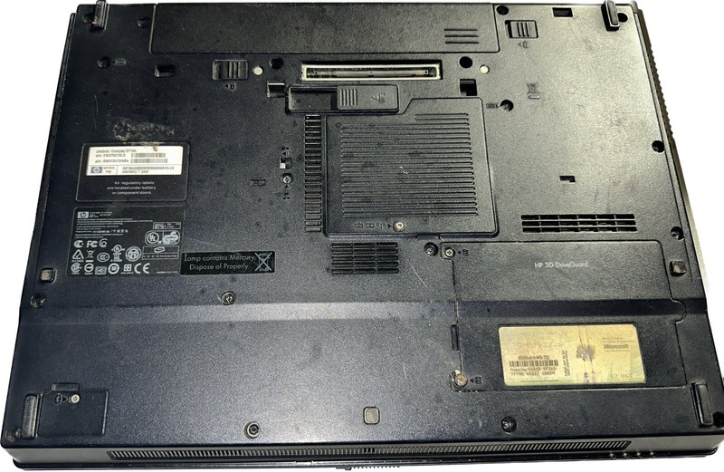 HP Compaq 6715b 15.4" Laptop AMD Turion 64 x2 2GB Ram - No HDD gallery