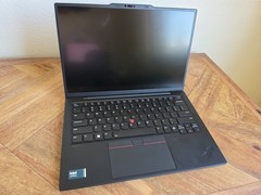Lenovo ThinkPad X1 Carbon Gen 12 14″ Intel Core Ultra 7 165U 32GB RAM 1TB SSD