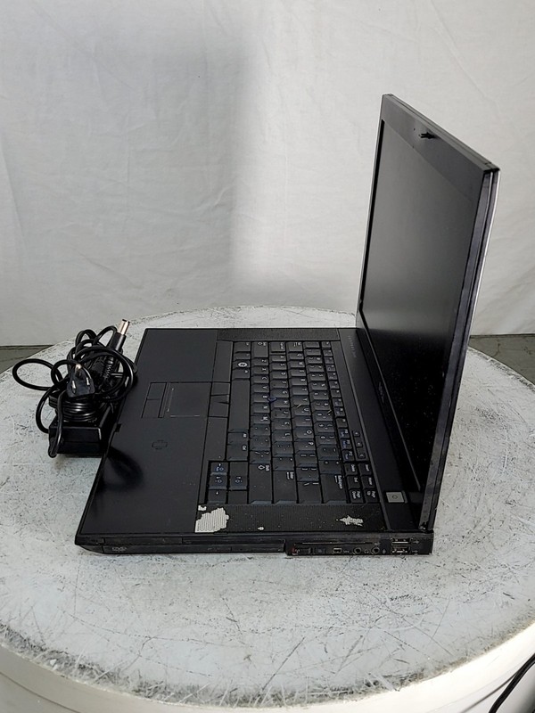 DELL LATITUDE E6500 15.4" Laptop CORE2 DUO P8400 2GB 160GB SEE NOTES gallery