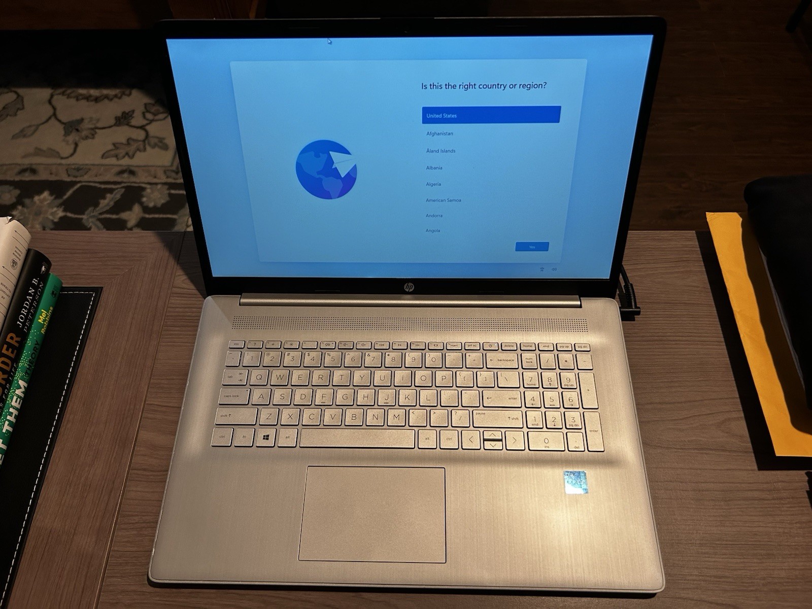 HP 17-CN0013DX 17.3" (1TB HDD, Intel i3-1115G4, 3.00GHz, 8GB RAM) Laptop -Silver gallery