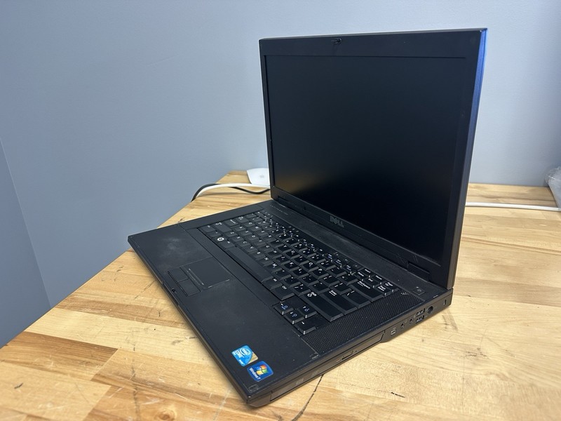 DELL Latitude E5500 Intel Core2Duo 3GB / 160GB *NO OS* - BOOTS TO BIOS! Laptop gallery