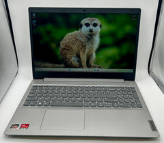 Lenovo IdeaPad 3 14ADA05 14″ Ryzen 3 3250U 20GB RAM 512GB SSD Laptop