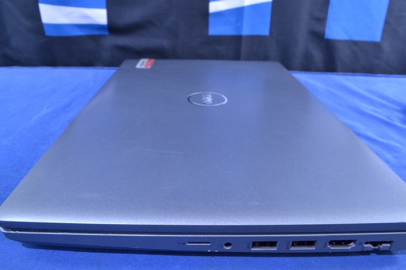 Dell Precision 3561 i7-11850H/ NVIDIA T1200/ 16GB/ 512GB/ Win 11 (J060102) gallery
