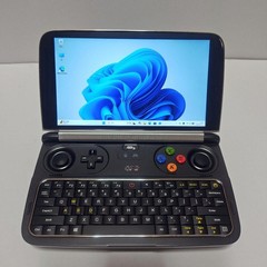 GPD WIN 2 Core m3-8100Y 512GB SSD Windows 11 6in Handheld Compact Gaming PC Rare