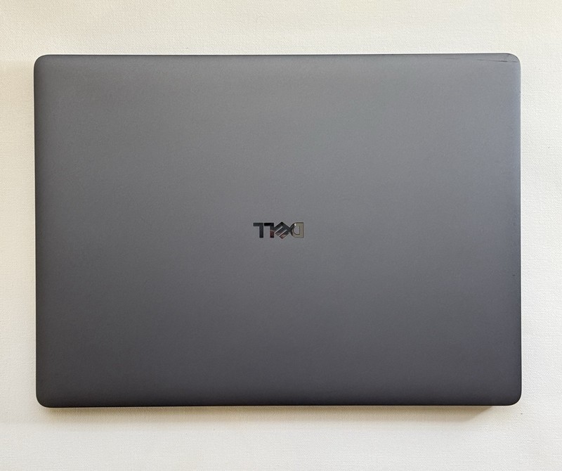 Dell Pro Max 14 MC14250 FHD+ Ultra 7 265H 32GB 2TB SSD RTX PRO 500 gallery