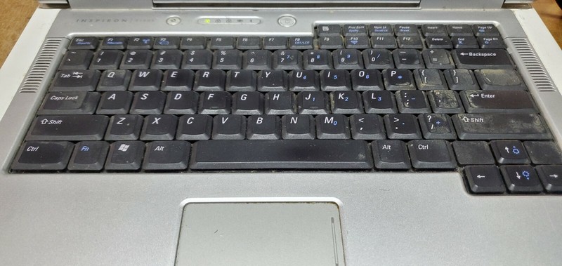 !!FOR PARTS!!! Dell Inspiron E1505 Intel Core Duo 1.50Ghz ,1GB Ram gallery