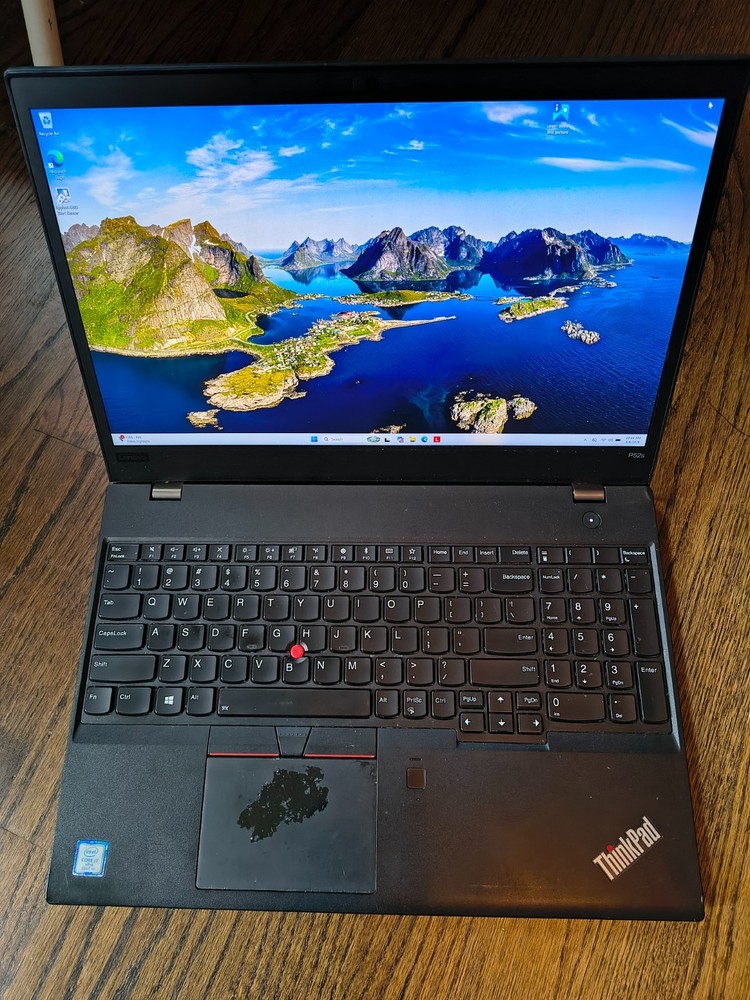 Lenovo ThinkPad P52s 15.6" 4k 3840x2160 i7-8650u 512GB SSD 8GB Win11 OFFICE 2024