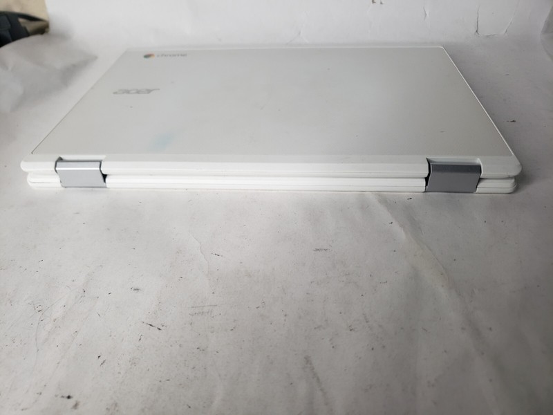 ACER Chromebook 11 CB3-131 N15Q10 Dual Celeron N2840 2.16GHz 11.5" 16GB SSD 2GB gallery