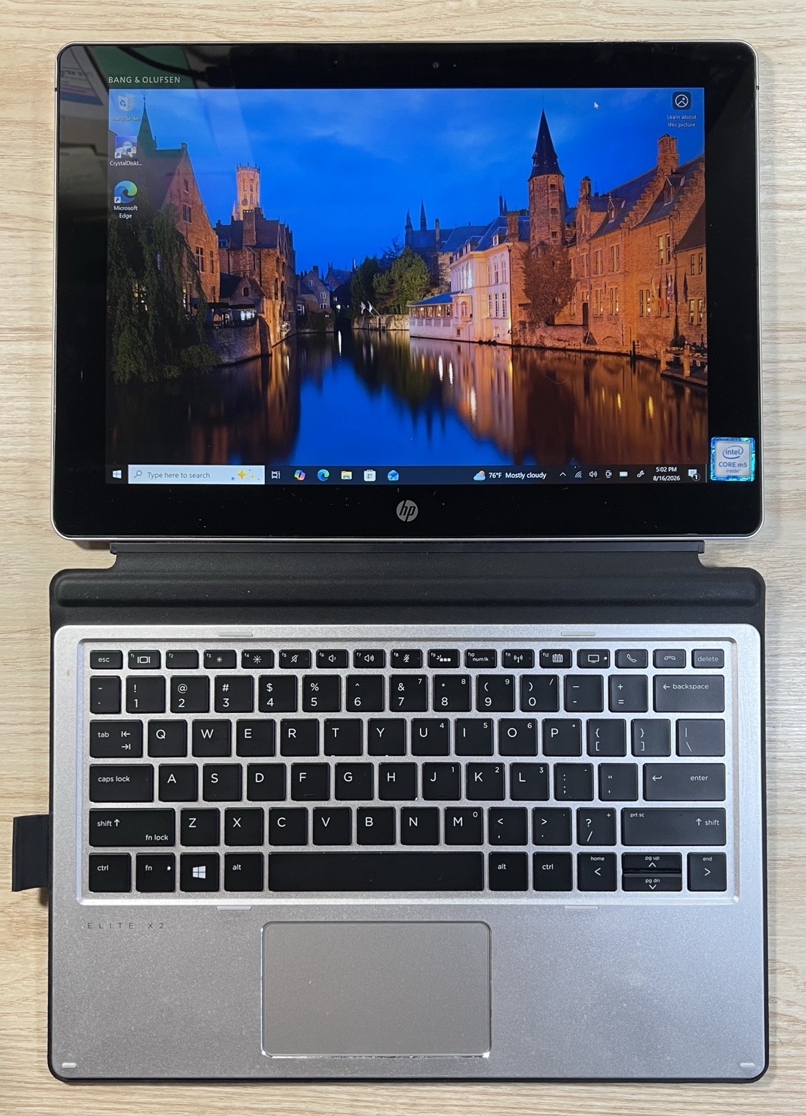 HP ELITE X2 1012 G1 12" - 256GB SSD INTEL M5 - 1.10 GHz - 8GB RAM LAPTOP TABLET gallery