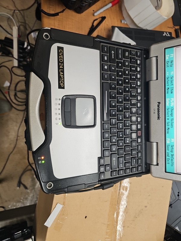 Panasonic Toughbook CF-30 Intel Core Duo L2400 @ 1.66GHz No Hdd/caddy 15880hrs gallery