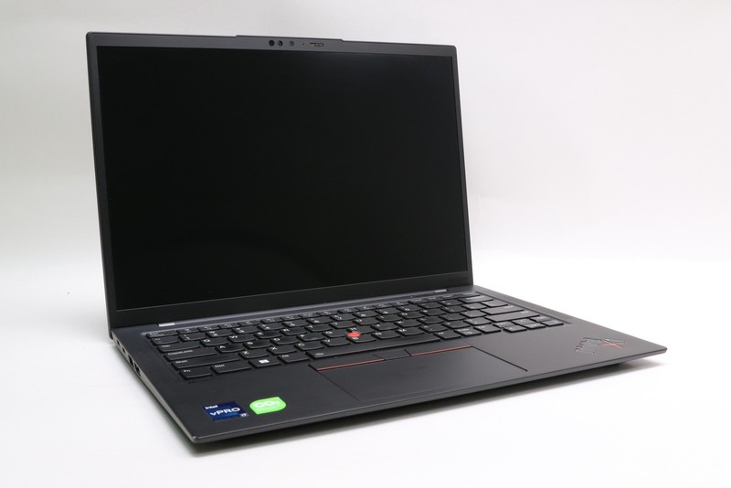 Read! 14" UHD+ Lenovo Thinkpad X1 Carbon Gen 10, i7-1270P, 32GB, 1TB SSD gallery