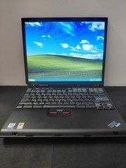 ​MUSEUM PIECE | IBM ThinkPad T30 |Win XP| 128GB NEW BATTERY MINT |Drivers Loaded