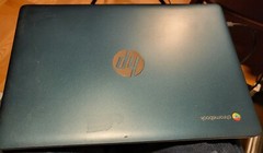 Parts or Repair HP Chromebook 14″ 32GB 4GB Chrome White 14A-na0090NR Teal Color