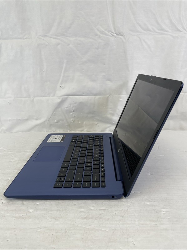HP Stream 14-DS0036NR 14" AMD A4-9120E 1.5GHz 4GB RAM 64GB SSD Radeon Windows 10 gallery